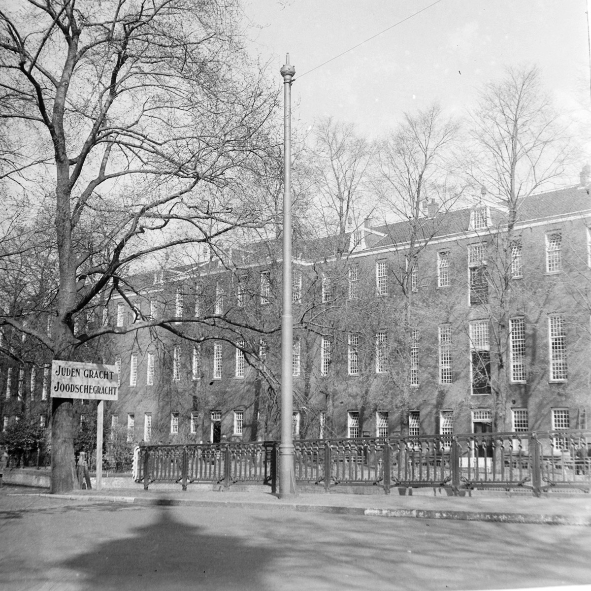 1941