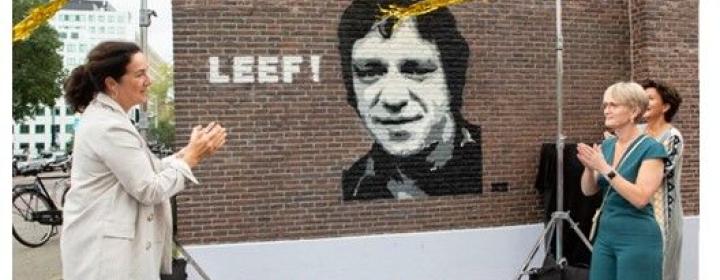 Onthulling muurschildering Ramses Shaffy