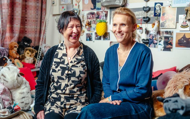 Roeline GZ psycholoog met bewoner