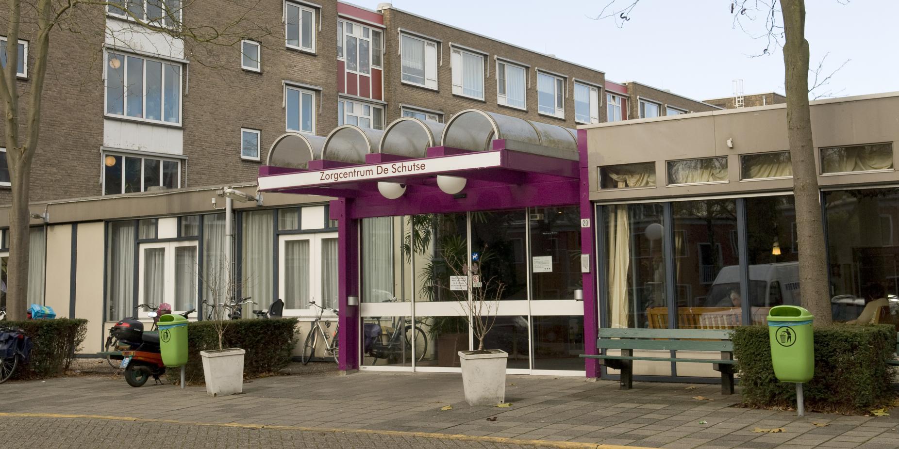 De Schutse gebouw entree
