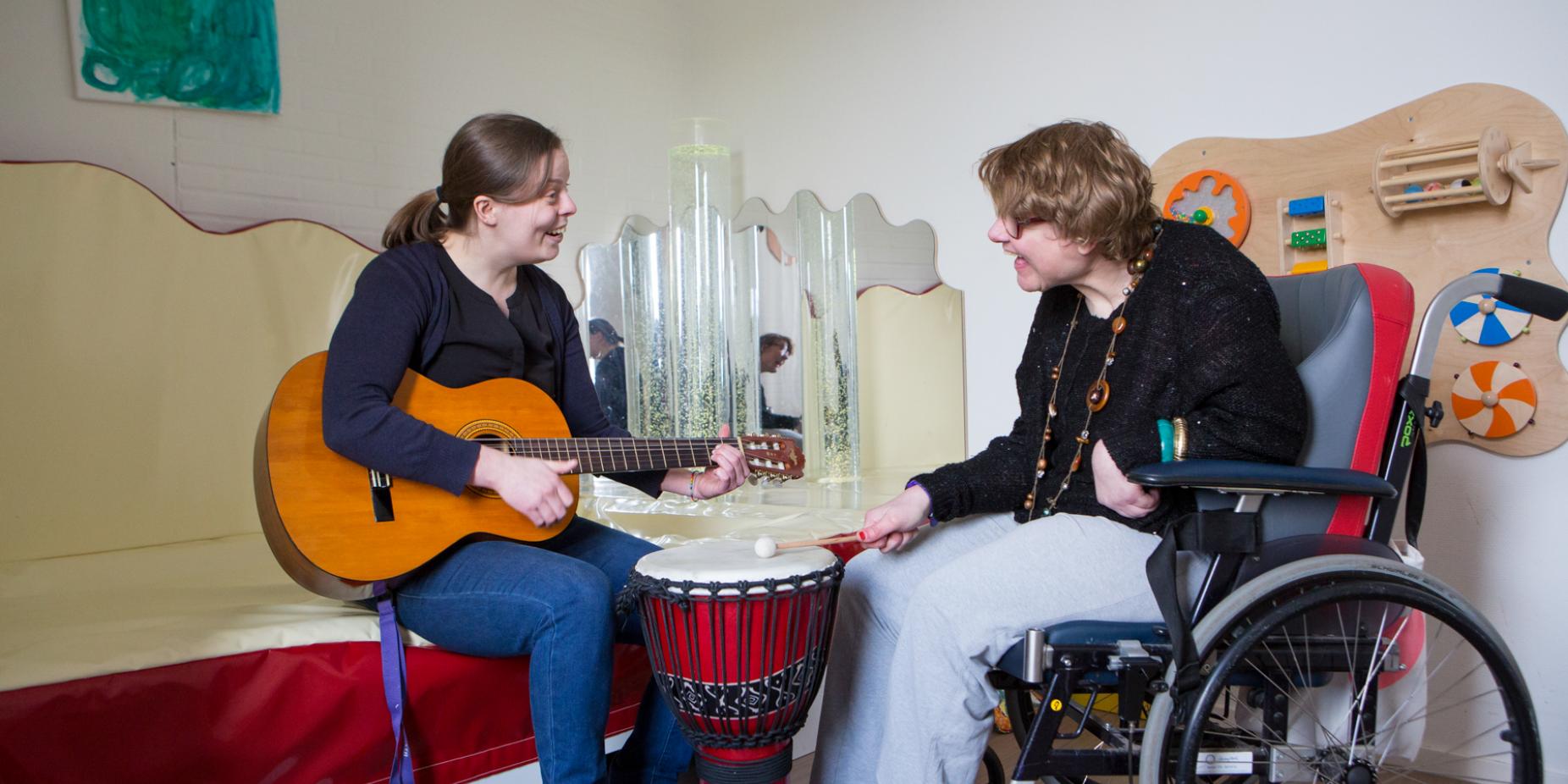 Amsta Behandel Advies Centrum Muziektherapie