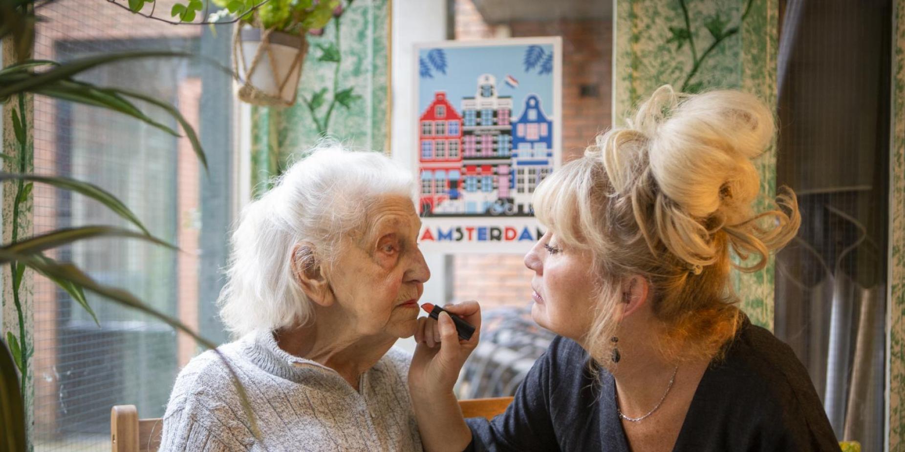 werken in de ouderenzorg, verpleeghuiszorg en dementiezorg in Amsterdam