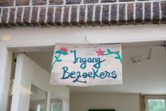 Bezoekers ingang