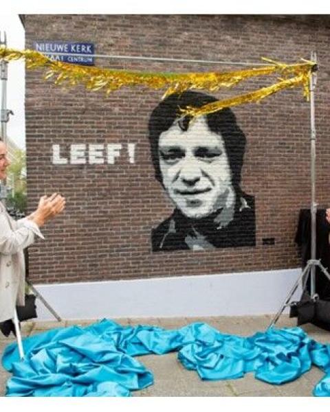 Onthulling muurschildering Ramses Shaffy